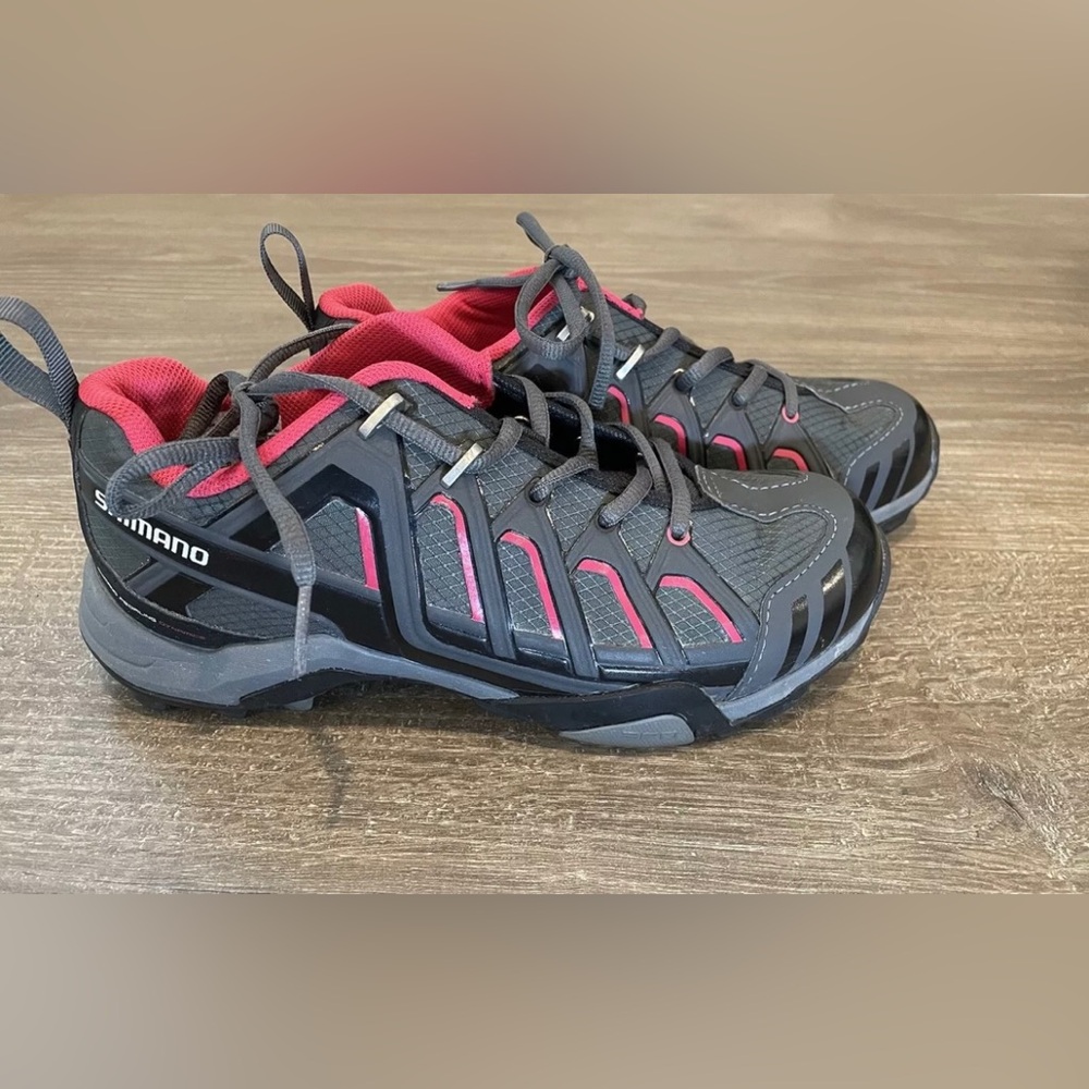 Shimano Cycling Shoes Size 6.5